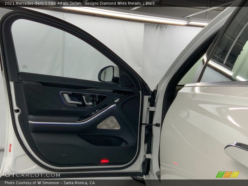 designo Diamond White Metallic / Black 2021 Mercedes-Benz S 580 4Matic Sedan