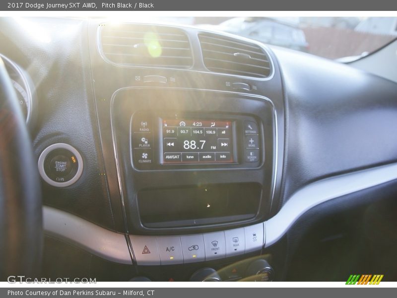 Pitch Black / Black 2017 Dodge Journey SXT AWD