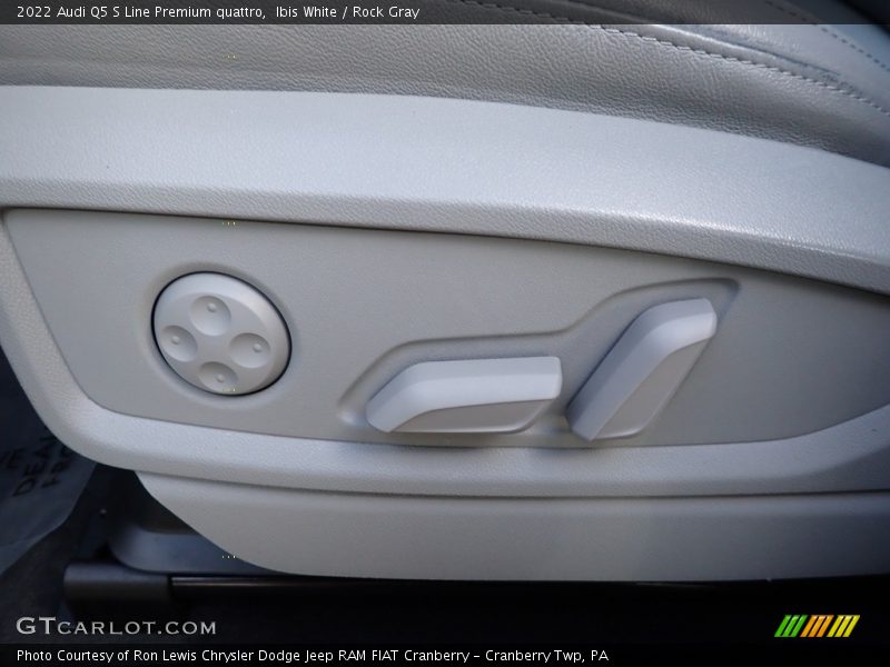 Controls of 2022 Q5 S Line Premium quattro