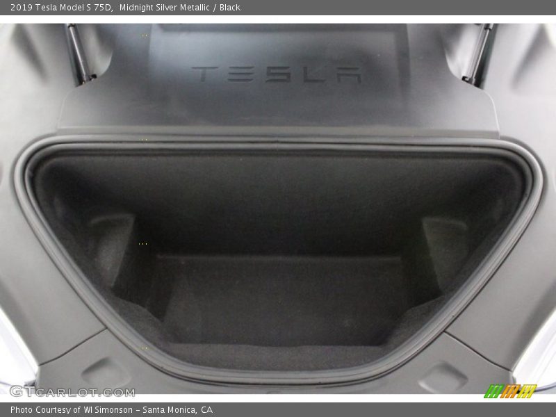  2019 Model S 75D Trunk