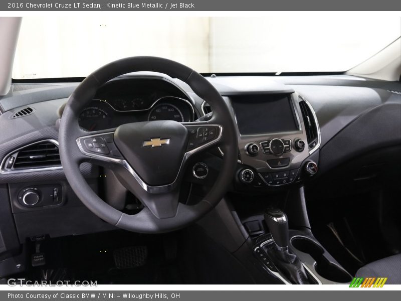 Kinetic Blue Metallic / Jet Black 2016 Chevrolet Cruze LT Sedan