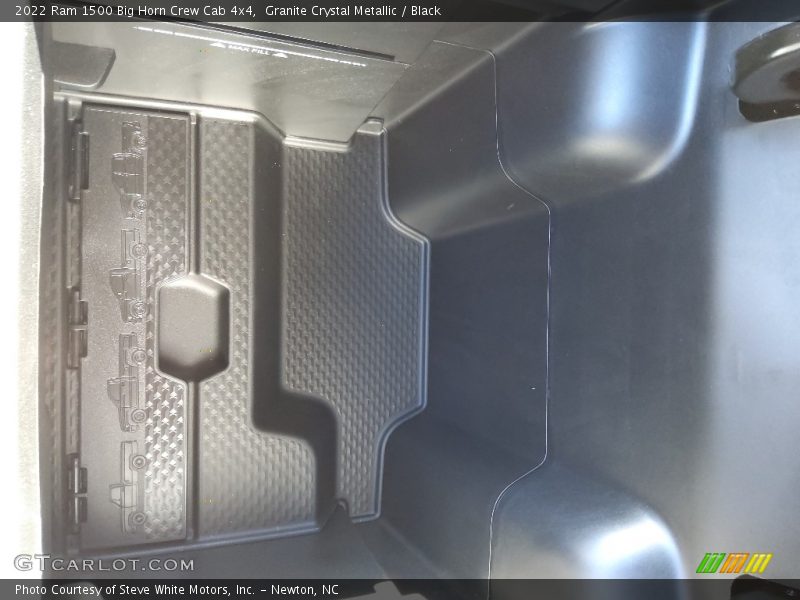 Granite Crystal Metallic / Black 2022 Ram 1500 Big Horn Crew Cab 4x4