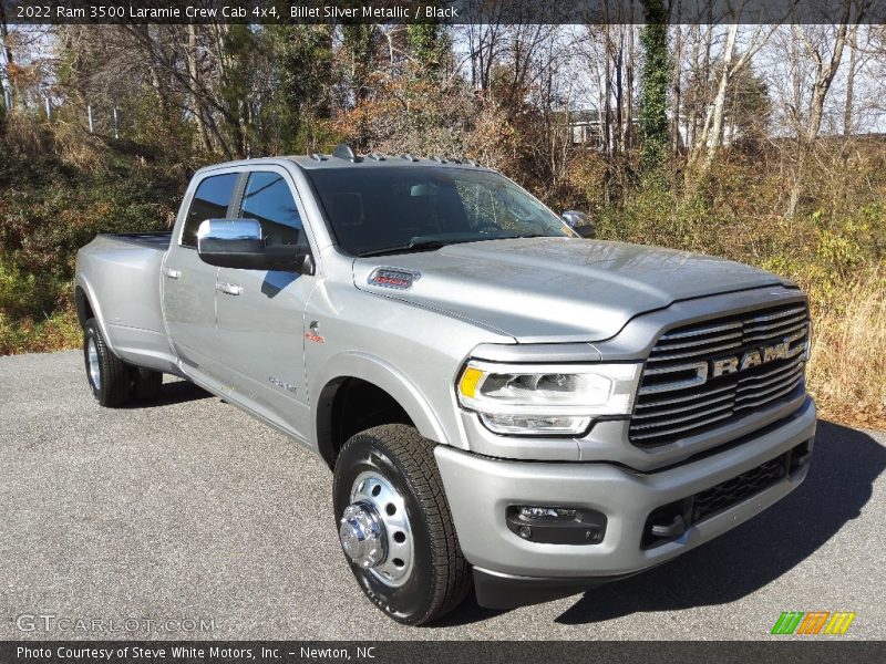 Front 3/4 View of 2022 3500 Laramie Crew Cab 4x4