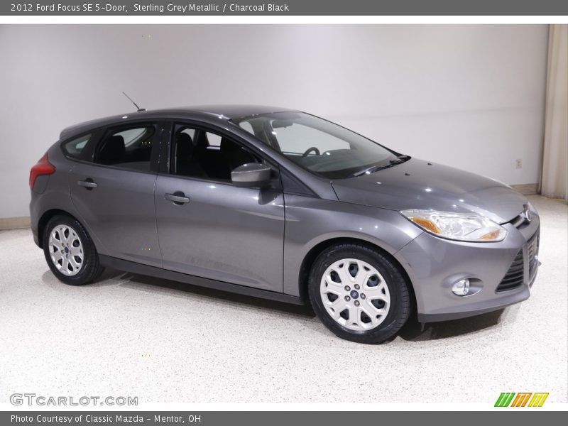 Sterling Grey Metallic / Charcoal Black 2012 Ford Focus SE 5-Door