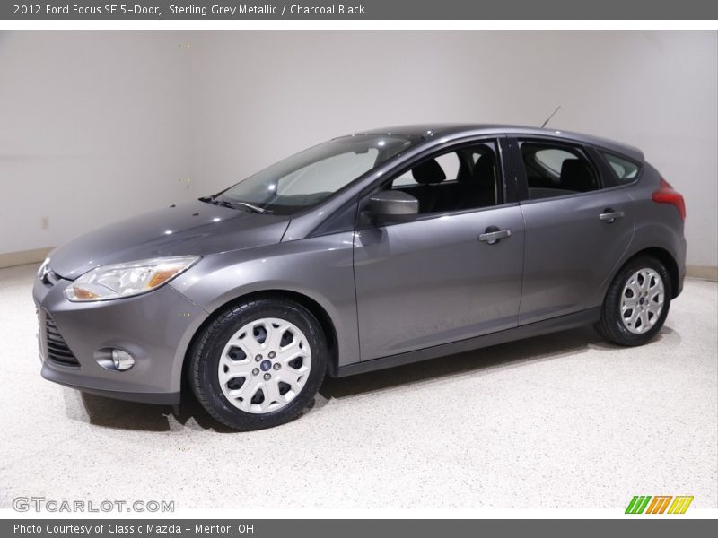 Sterling Grey Metallic / Charcoal Black 2012 Ford Focus SE 5-Door