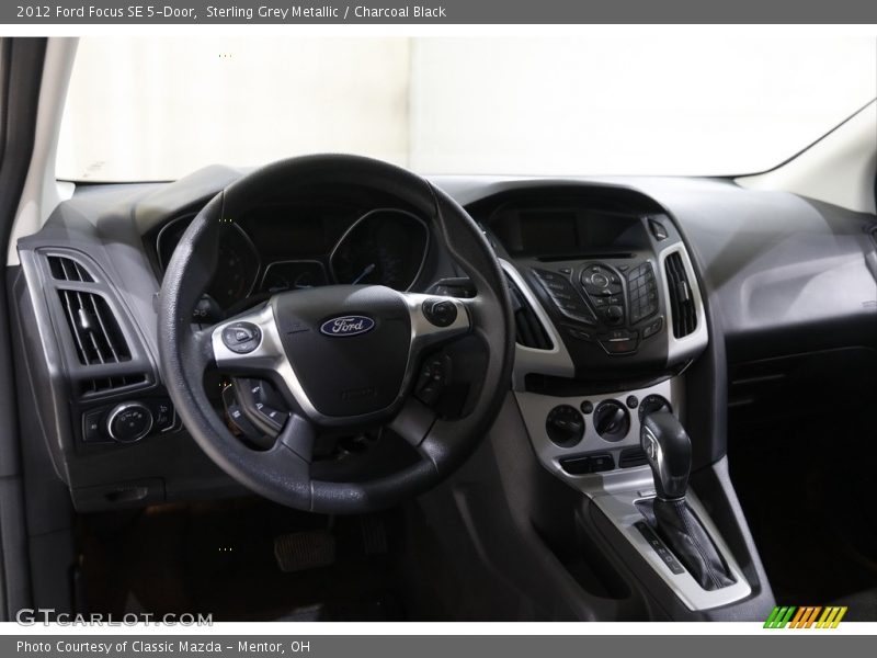 Sterling Grey Metallic / Charcoal Black 2012 Ford Focus SE 5-Door