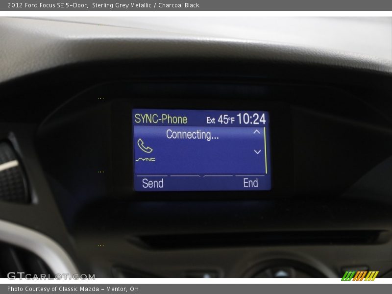 Sterling Grey Metallic / Charcoal Black 2012 Ford Focus SE 5-Door