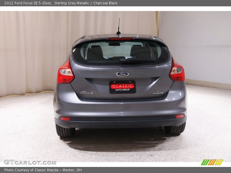 Sterling Grey Metallic / Charcoal Black 2012 Ford Focus SE 5-Door