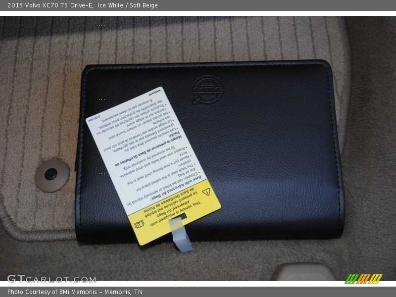 Ice White / Soft Beige 2015 Volvo XC70 T5 Drive-E