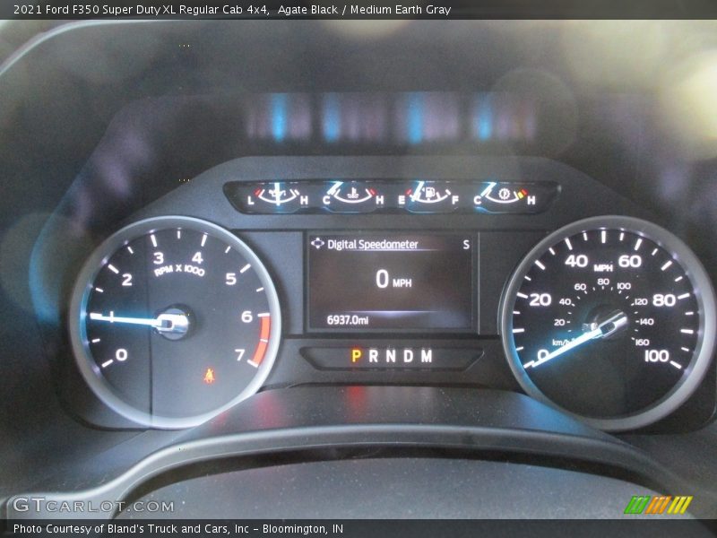  2021 F350 Super Duty XL Regular Cab 4x4 XL Regular Cab 4x4 Gauges