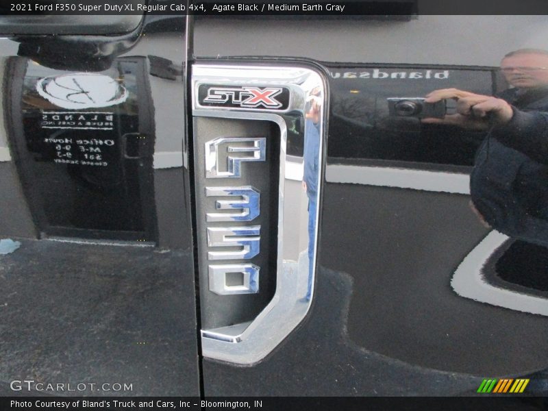  2021 F350 Super Duty XL Regular Cab 4x4 Logo