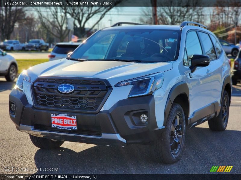 Crystal White Pearl / Black 2022 Subaru Forester Wilderness
