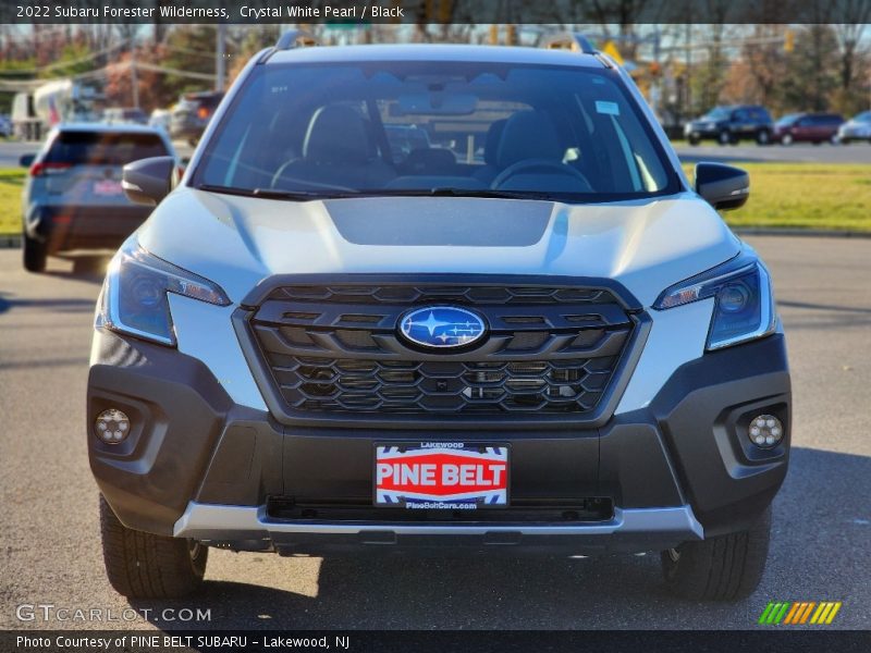 Crystal White Pearl / Black 2022 Subaru Forester Wilderness