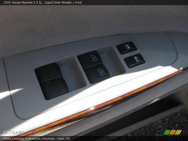 Liquid Silver Metallic / Frost 2005 Nissan Maxima 3.5 SL