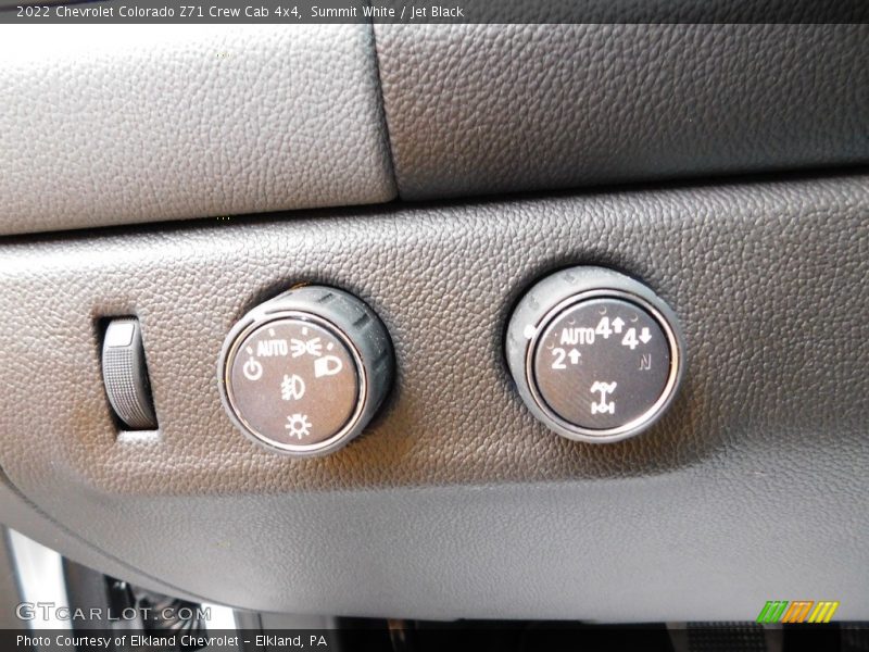 Summit White / Jet Black 2022 Chevrolet Colorado Z71 Crew Cab 4x4