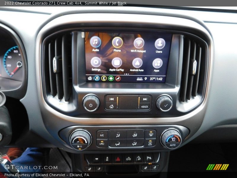 Summit White / Jet Black 2022 Chevrolet Colorado Z71 Crew Cab 4x4