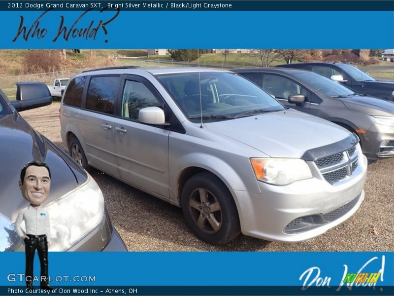 Bright Silver Metallic / Black/Light Graystone 2012 Dodge Grand Caravan SXT