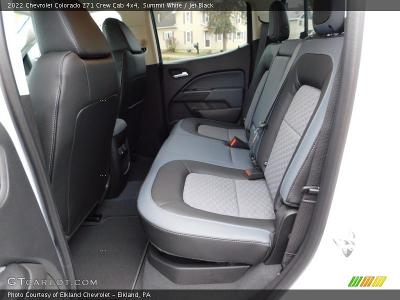 Summit White / Jet Black 2022 Chevrolet Colorado Z71 Crew Cab 4x4