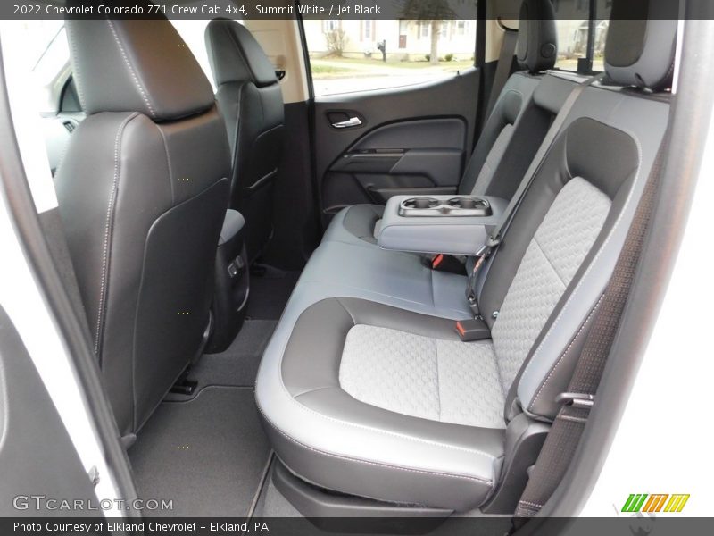 Summit White / Jet Black 2022 Chevrolet Colorado Z71 Crew Cab 4x4