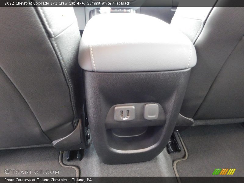 Summit White / Jet Black 2022 Chevrolet Colorado Z71 Crew Cab 4x4