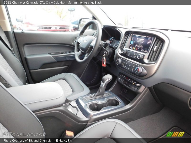Summit White / Jet Black 2022 Chevrolet Colorado Z71 Crew Cab 4x4