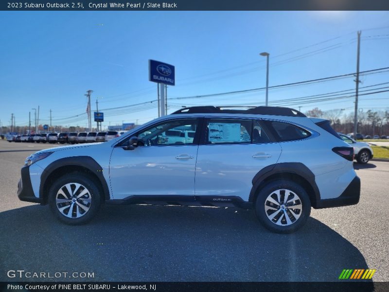 Crystal White Pearl / Slate Black 2023 Subaru Outback 2.5i