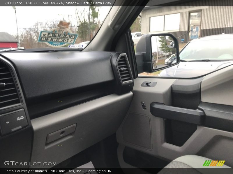 Shadow Black / Earth Gray 2018 Ford F150 XL SuperCab 4x4