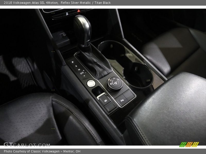 Reflex Silver Metallic / Titan Black 2018 Volkswagen Atlas SEL 4Motion