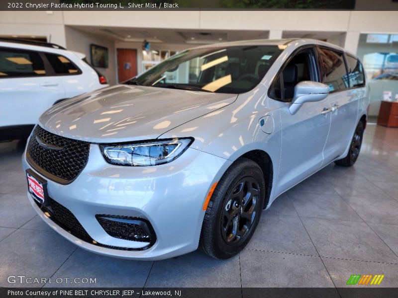 Silver Mist / Black 2022 Chrysler Pacifica Hybrid Touring L