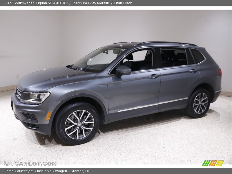 Front 3/4 View of 2020 Tiguan SE 4MOTION