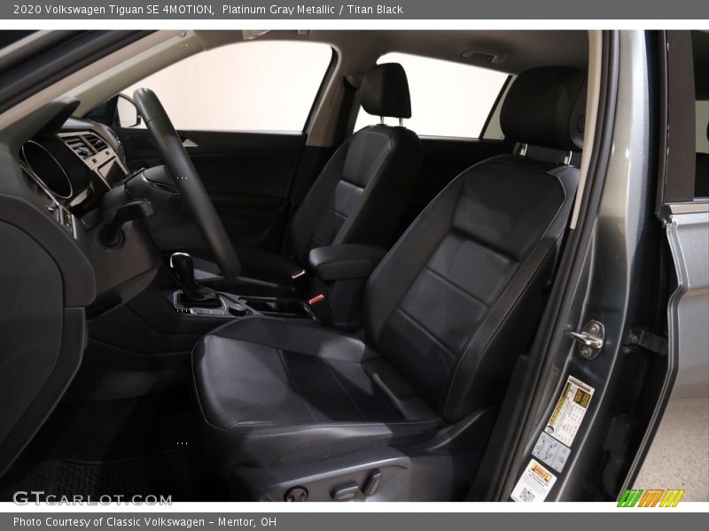 Front Seat of 2020 Tiguan SE 4MOTION