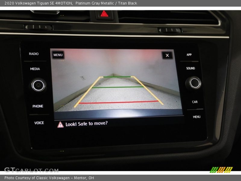 Controls of 2020 Tiguan SE 4MOTION