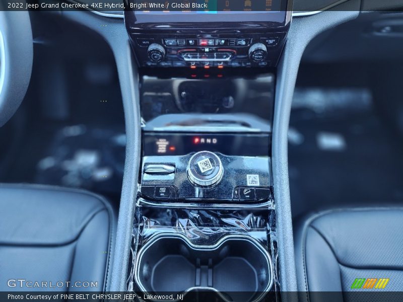 Bright White / Global Black 2022 Jeep Grand Cherokee 4XE Hybrid