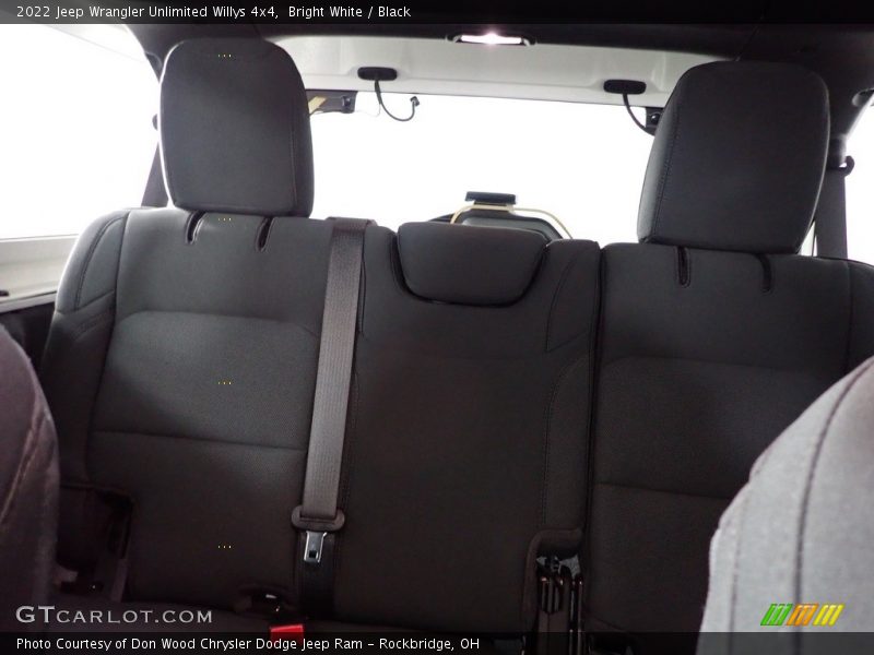 Bright White / Black 2022 Jeep Wrangler Unlimited Willys 4x4