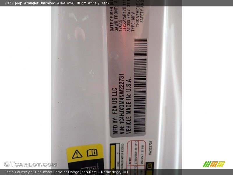 Bright White / Black 2022 Jeep Wrangler Unlimited Willys 4x4