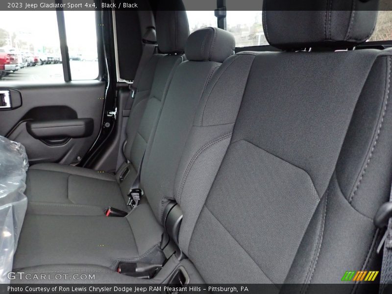 Black / Black 2023 Jeep Gladiator Sport 4x4