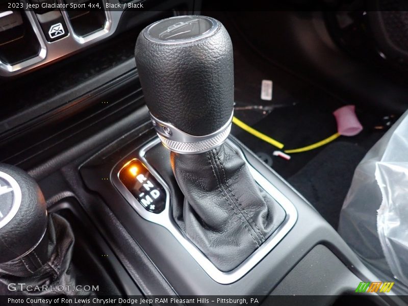 Black / Black 2023 Jeep Gladiator Sport 4x4