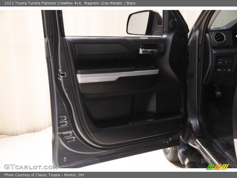 Magnetic Gray Metallic / Black 2021 Toyota Tundra Platinum CrewMax 4x4
