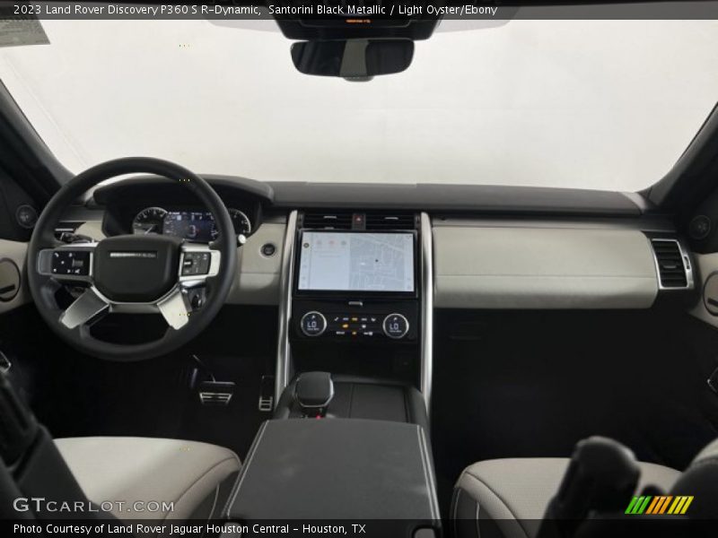 Dashboard of 2023 Discovery P360 S R-Dynamic
