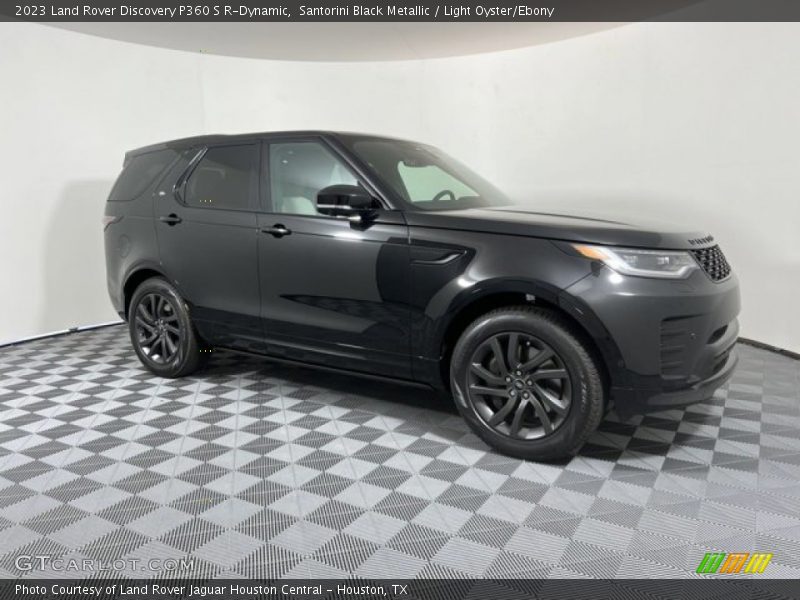  2023 Discovery P360 S R-Dynamic Santorini Black Metallic