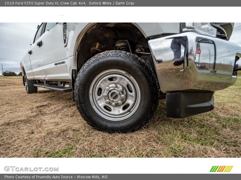 Oxford White / Earth Gray 2019 Ford F350 Super Duty XL Crew Cab 4x4