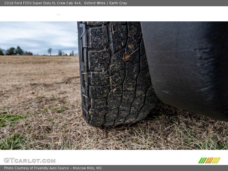 Oxford White / Earth Gray 2019 Ford F350 Super Duty XL Crew Cab 4x4