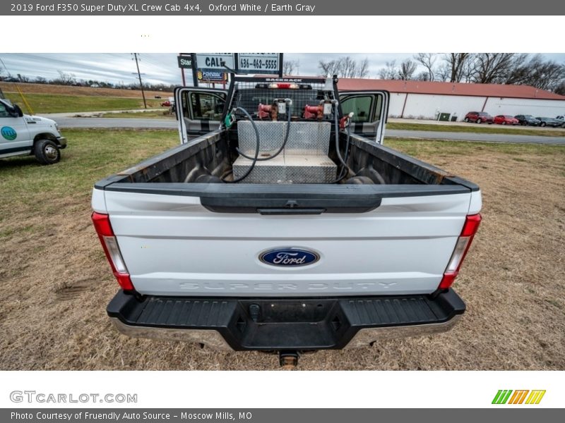 Oxford White / Earth Gray 2019 Ford F350 Super Duty XL Crew Cab 4x4