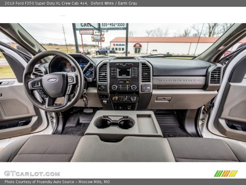 Oxford White / Earth Gray 2019 Ford F350 Super Duty XL Crew Cab 4x4