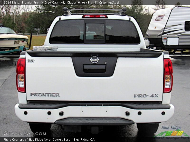 Glacier White / Pro-4X Graphite/Steel 2014 Nissan Frontier Pro-4X Crew Cab 4x4