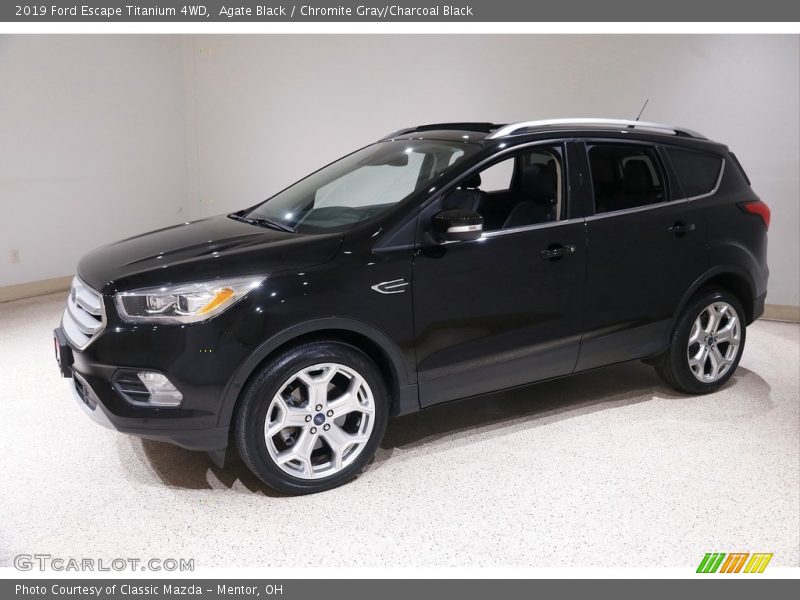 Agate Black / Chromite Gray/Charcoal Black 2019 Ford Escape Titanium 4WD