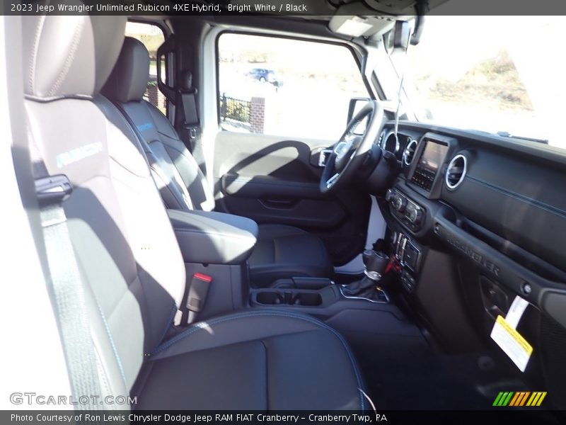 Bright White / Black 2023 Jeep Wrangler Unlimited Rubicon 4XE Hybrid