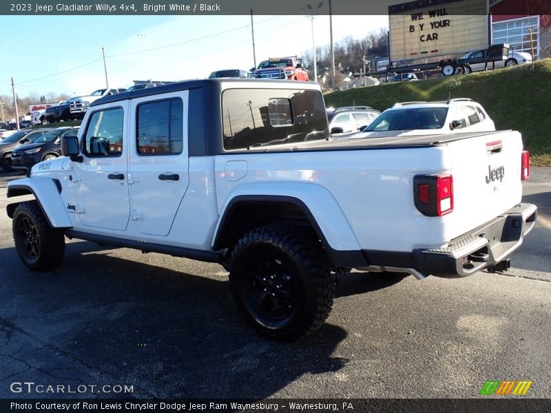 Bright White / Black 2023 Jeep Gladiator Willys 4x4