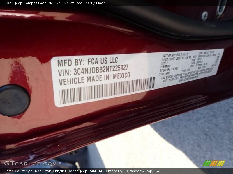 Velvet Red Pearl / Black 2022 Jeep Compass Altitude 4x4