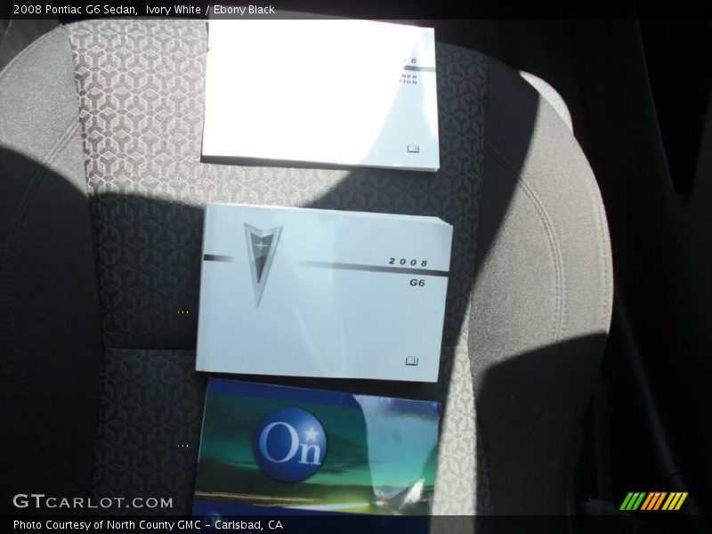 Ivory White / Ebony Black 2008 Pontiac G6 Sedan
